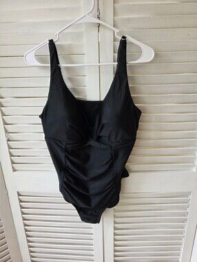 Meet Curve Women's Swimsuit Size XL